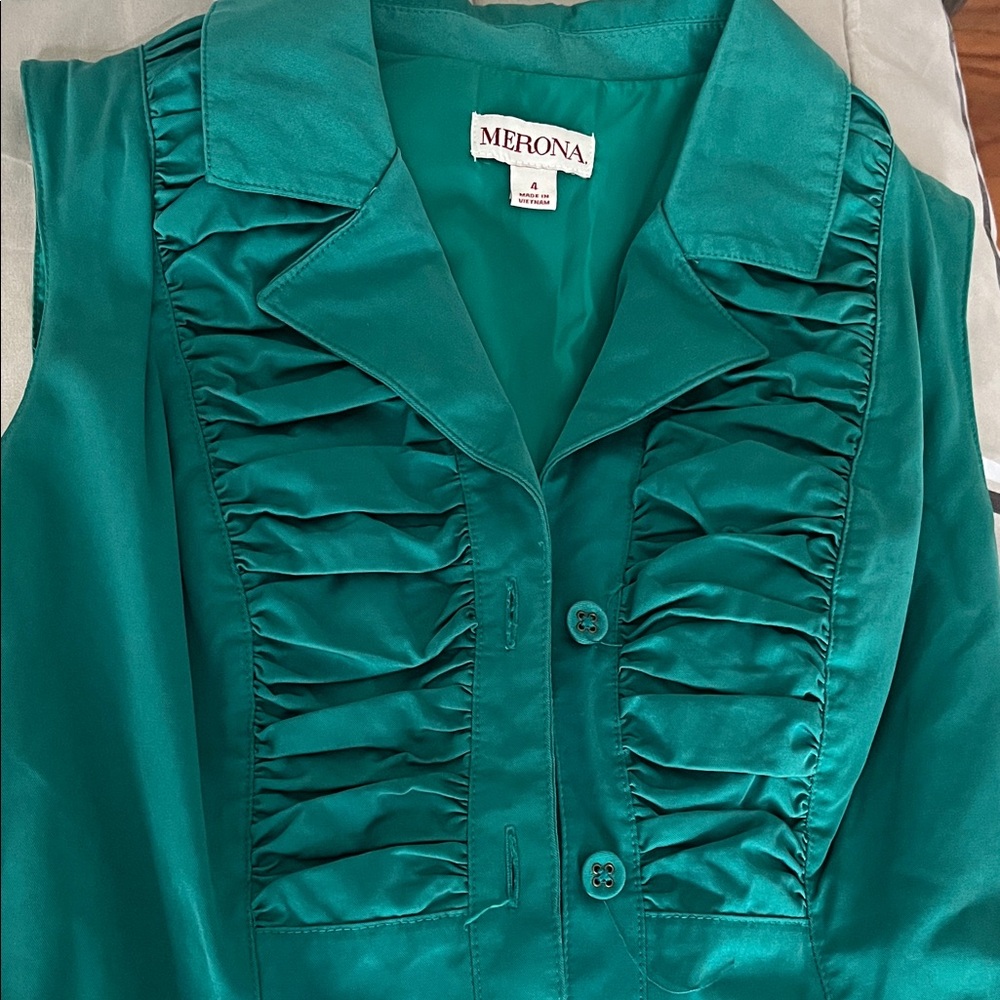 Merona Emerald Green Ruffled Top